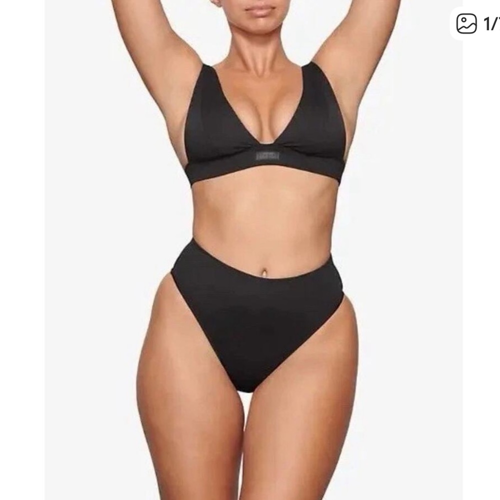 SKIMS- RECYCLED SWIM SET